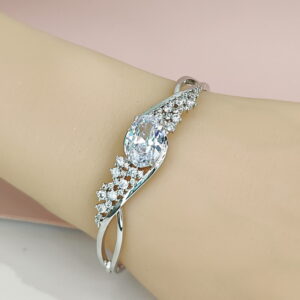 Copper Bangles Bracelets Twisted Daisy Crystals/Zirconia Good Quality No Change Color For Women Girls CC24110031