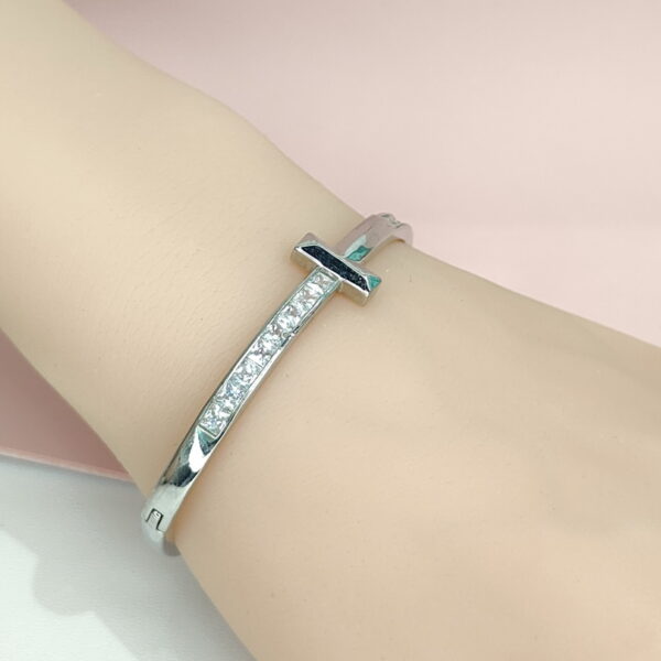 Copper Bangles Bracelets Saboteur Shape Crystals/Zirconia Good Quality No Change Color For Women Girls CC24110040