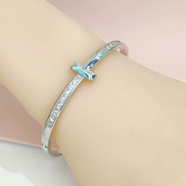 Copper Bangles Bracelets T1 Shape Crystals/Zirconia Good Quality No Change Color For Women Girls CC24110041
