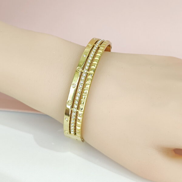 Stainless Steel Bangles Bracelets Crystals/Zirconia Jointed Triple Row Good Quality No Change Color For Women Girls CS24110002