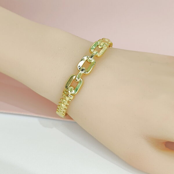 Stainless Steel Bangles Bracelets Crystals/Zirconia Square Link Buckle Good Quality No Change Color For Women Girls CS24110008
