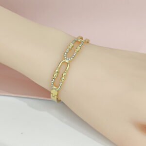 Stainless Steel Bangles Bracelets Crystals/Zirconia Oval Rectangle Good Quality No Change Color For Women Girls CS24110016