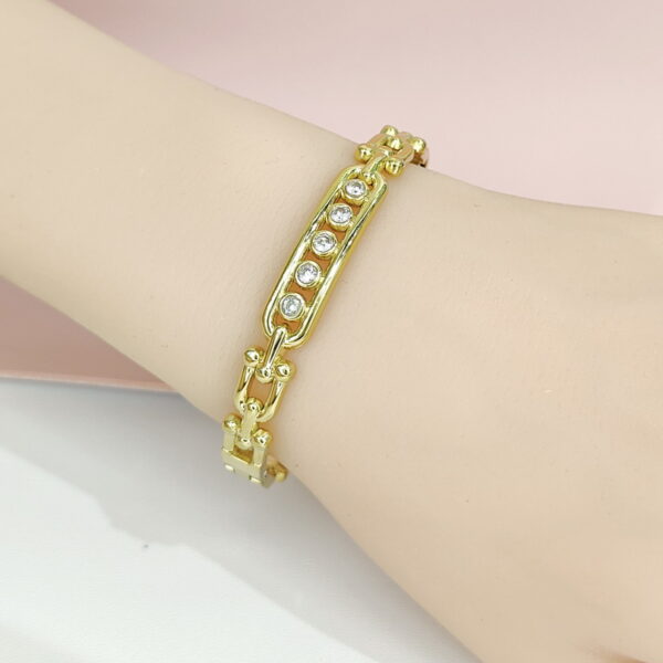 Stainless Steel Bangles Bracelets Crystals/Zirconia Flat Good Quality No Change Color For Women Girls CS24110019