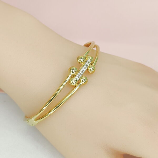 Stainless Steel Bangles Bracelets Crystals/Zirconia Horseshoe Ball Good Quality No Change Color For Women Girls CS24110066