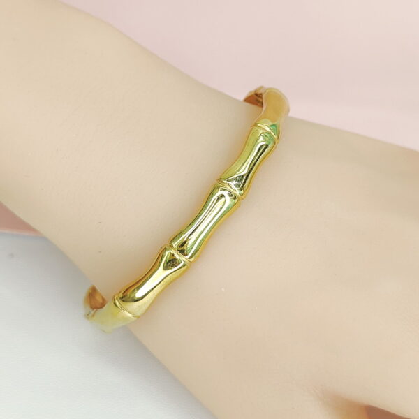 Stainless Steel Bangles Bracelets Crystals/Zirconia Slub Good Quality No Change Color For Women Girls CS24110068