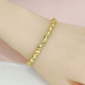 Stainless Steel Bangles Bracelets Crystals/Zirconia Triangles Good Quality No Change Color For Women Girls CS24110071