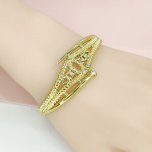 Stainless Steel Bangles Bracelets Crystals/Zirconia Geometric Cross Good Quality No Change Color For Women Girls CS24110075