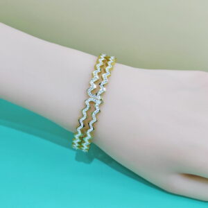 Stainless Steel Bangles Bracelets Crystals/Zirconia Waved Good Quality No Change Color For Women Girls CS250108010