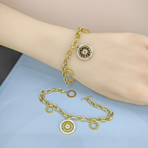 Stainless Steel Bracelets Bangles with Pandents Round  Good Quality No Change Color For Women Girls  ES250108058