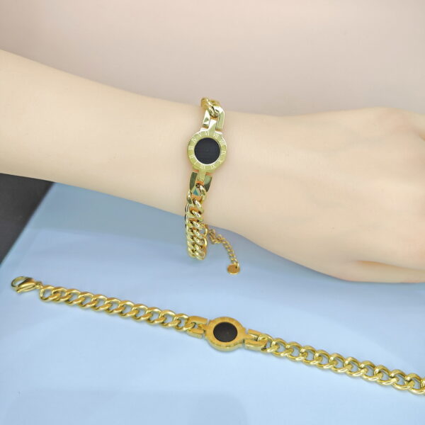 Stainless Steel Bracelets Bangles with Pandents Round Clock  Good Quality No Change Color For Women Girls  ES250108074