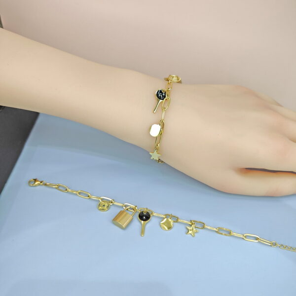 Stainless Steel Bracelets Bangles with Pandents Lock And Key Good Quality No Change Color For Women Girls  ES250108079
