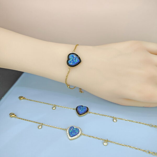 Stainless Steel Bracelets Bangles with Pandents Love Heart Good Quality No Change Color For Women Girls  ES250108096