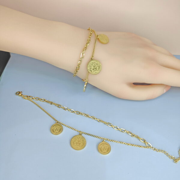 Stainless Steel Bracelets Bangles with Multi Pandants Round Avatar Good Quality No Change Color For Women Girls  ES250108120