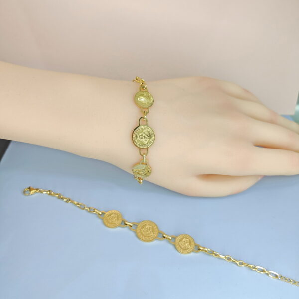 Stainless Steel Bracelets Bangles with Multi Pandants Round Avatar Good Quality No Change Color For Women Girls  ES250108125