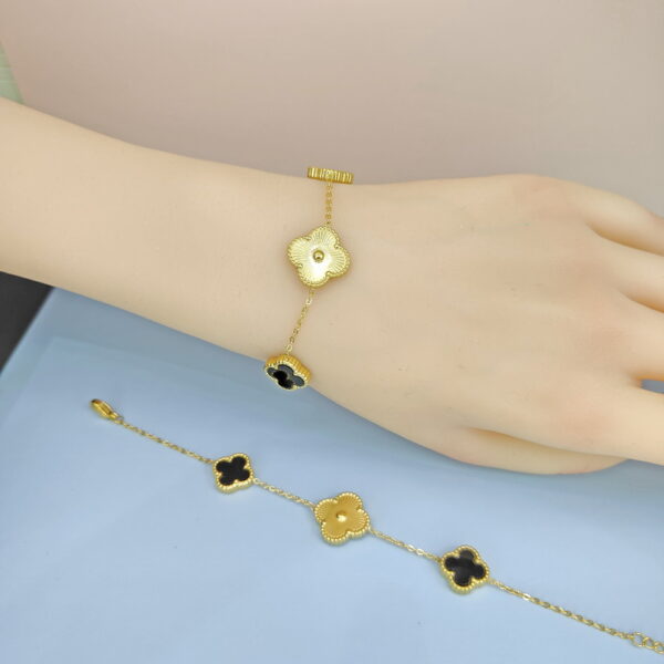 Stainless Steel Bracelets Bangles with Multi Pandants Four-Leaf Clover Cross Good Quality No Change Color For Women Girls  ES250108137