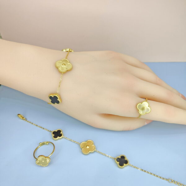 Stainless Steel Bracelets Bangles with Multi Pandants Four-Leaf Clover Cross Good Quality No Change Color For Women Girls  ES250108138