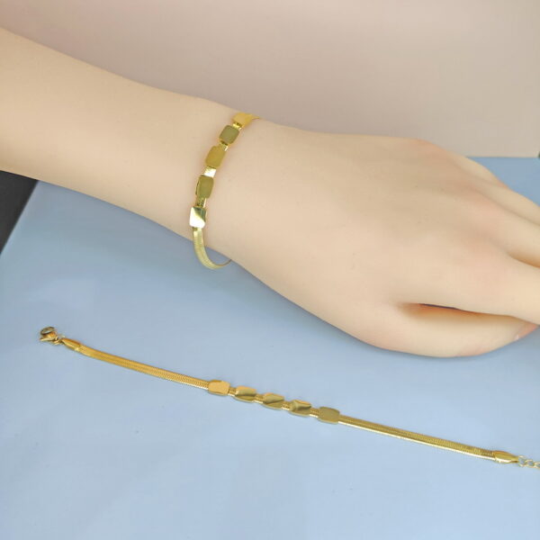 Stainless Steel Bracelets Bangles with Pandents Rectangle Good Quality No Change Color For Women Girls  ES250108139