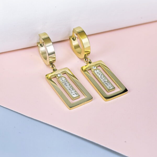 Stainless Steel Cubic Earrings  for Women and Girls Rectangle Good Quality No Change Color BS250301023