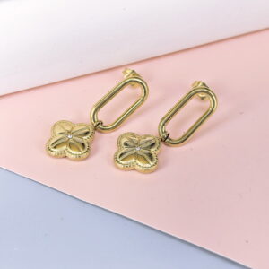 Stainless Steel Cubic Earrings  for Women and Girls Clover Good Quality No Change Color BS250301031