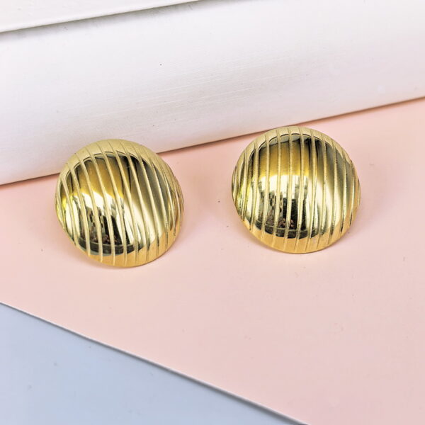 Stainless Steel Cubic Earrings  for Women and Girls Round Good Quality No Change Color BS250301039