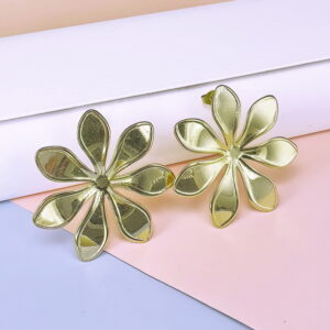 Stainless Steel Cubic Earrings  for Women and Girls Flowers Good Quality No Change Color BS250301045