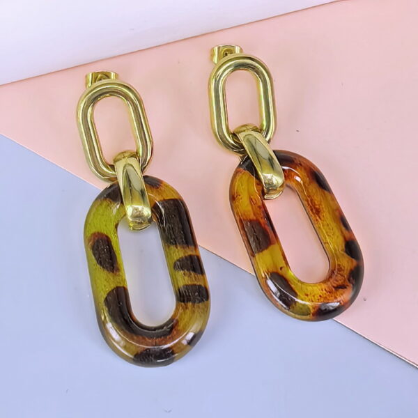 Stainless Steel Cubic Earrings  for Women and Girls Oval Good Quality No Change Color BS250301047