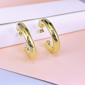 Stainless Steel Cubic Earrings  for Women and Girls C Shape Good Quality No Change Color BS250301080