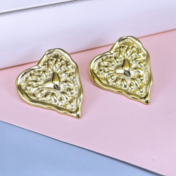 Stainless Steel Cubic Earrings  for Women and Girls Smooth Good Quality No Change Color BS250301086