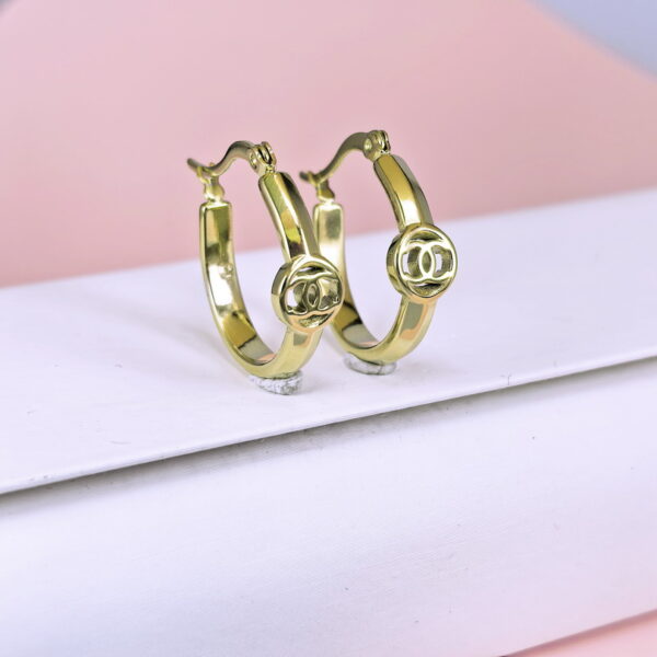 Stainless Steel Cubic Earrings  for Women and Girls Tear Drop Good Quality No Change Color BS250301095