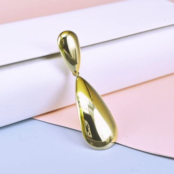 Stainless Steel Cubic Earrings  for Women and Girls Hairpin Good Quality No Change Color BS250301096