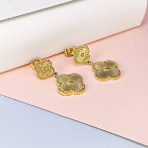 Stainless Steel Cubic Earrings  for Women and Girls Round Good Quality No Change Color BS250301106