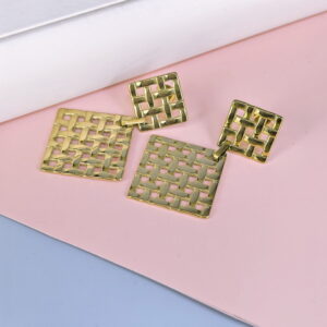 Stainless Steel Cubic Earrings  for Women and Girls Leaf Flowers Good Quality No Change Color BS250301156