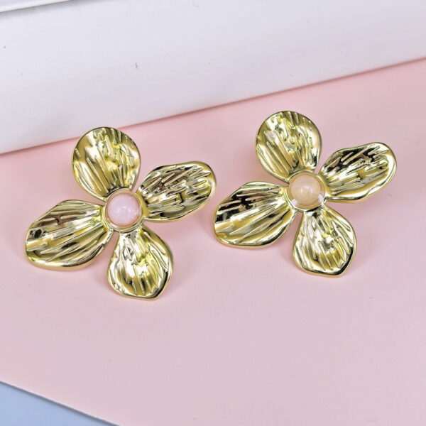 Stainless Steel Cubic Earrings  for Women and Girls Round Good Quality No Change Color BS250301161