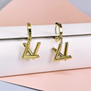 Stainless Steel Cubic Earrings  for Women and Girls Square Good Quality No Change Color BS250301164