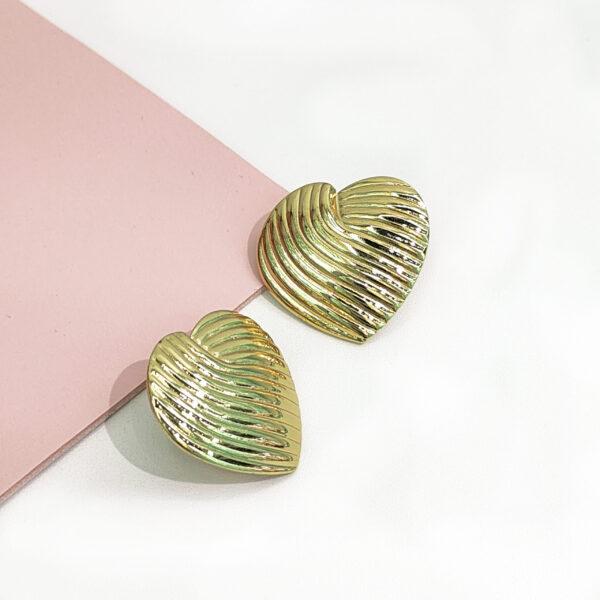 Stainless Steel Earrings Golden Barbary Leaf Twisted Pattern Good Quality No Change Color For Women Girls BS24110008