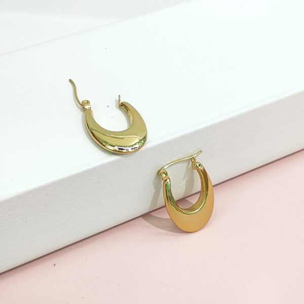 Stainless Steel Earrings Glossy C Shape Good Quality No Change Color For Women Girls BS24110151