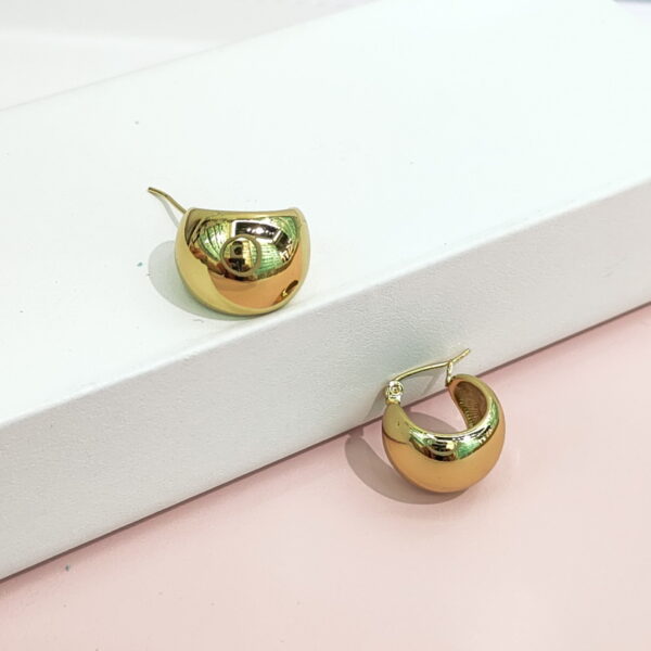 Stainless Steel Earrings Glossy Half-Moon Good Quality No Change Color For Women Girls BS24110152