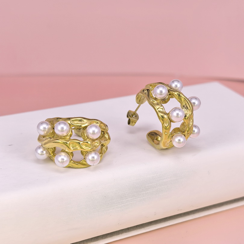 Stainless Steel Earrings  for Women and Girls C Shape Pearl Good Quality No Change Color BS2503270043