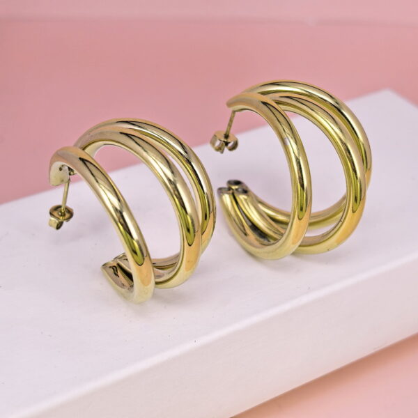 Stainless Steel Earrings  for Women and Girls C Shape Good Quality No Change Color BS2503270048