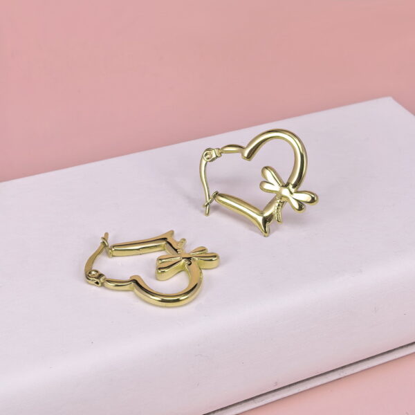Stainless Steel Earrings  for Women and Girls C Shape Good Quality No Change Color BS2503270118