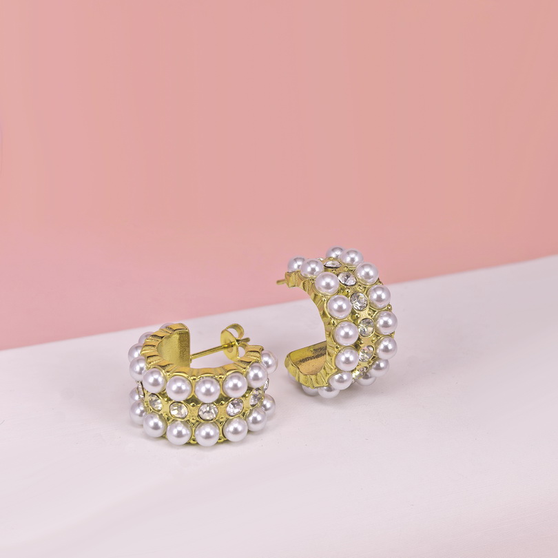 Stainless Steel Earrings  for Women and Girls C Shape Good Quality No Change Color BS2503270166