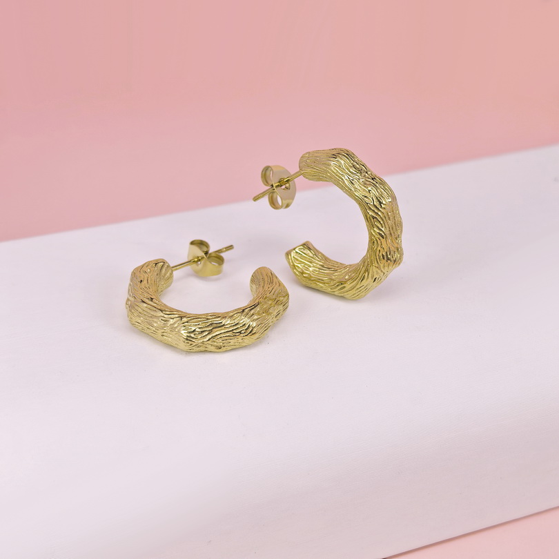 Stainless Steel Earrings  for Women and Girls C Shape Good Quality No Change Color BS2503270168