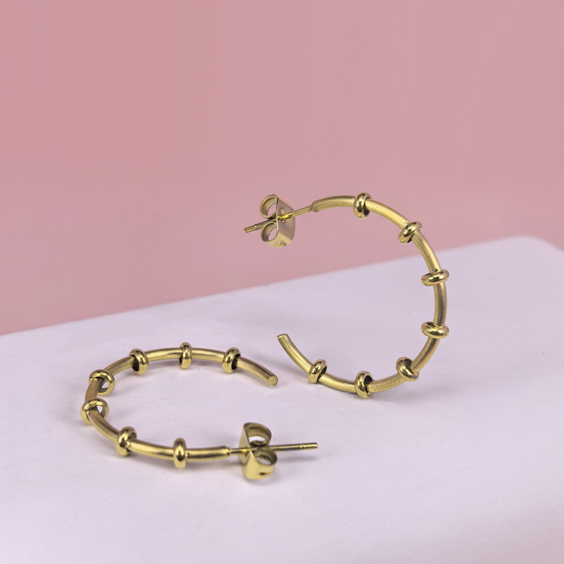 Stainless Steel Earrings  for Women and Girls C Shape Good Quality No Change Color BS2503270192