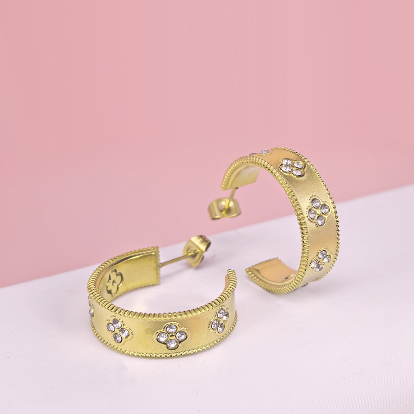 Stainless Steel Earrings  for Women and Girls C Shape Good Quality No Change Color BS2503270196