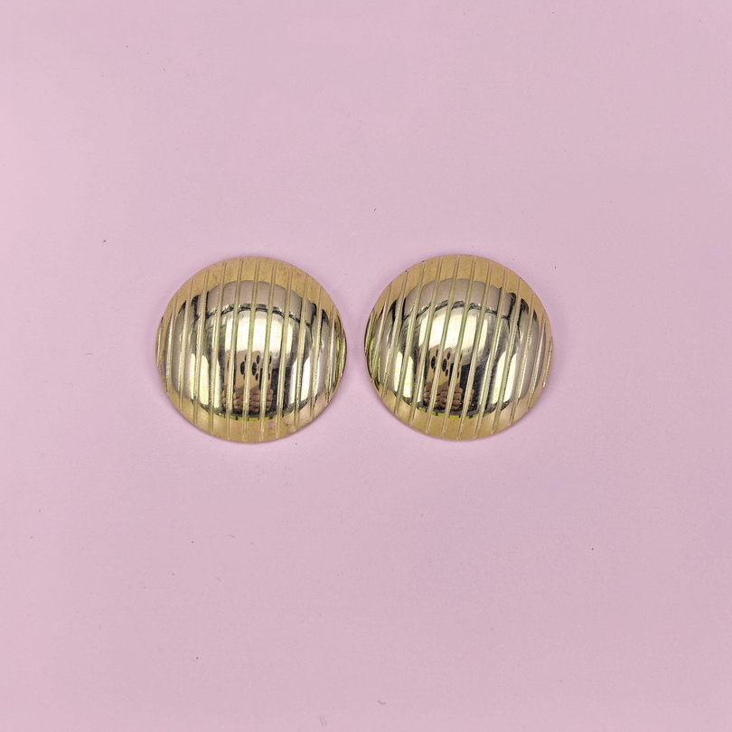 Stainless Steel Earrings  for Women and Girls Round  Good Quality No Change Color BS2503270208