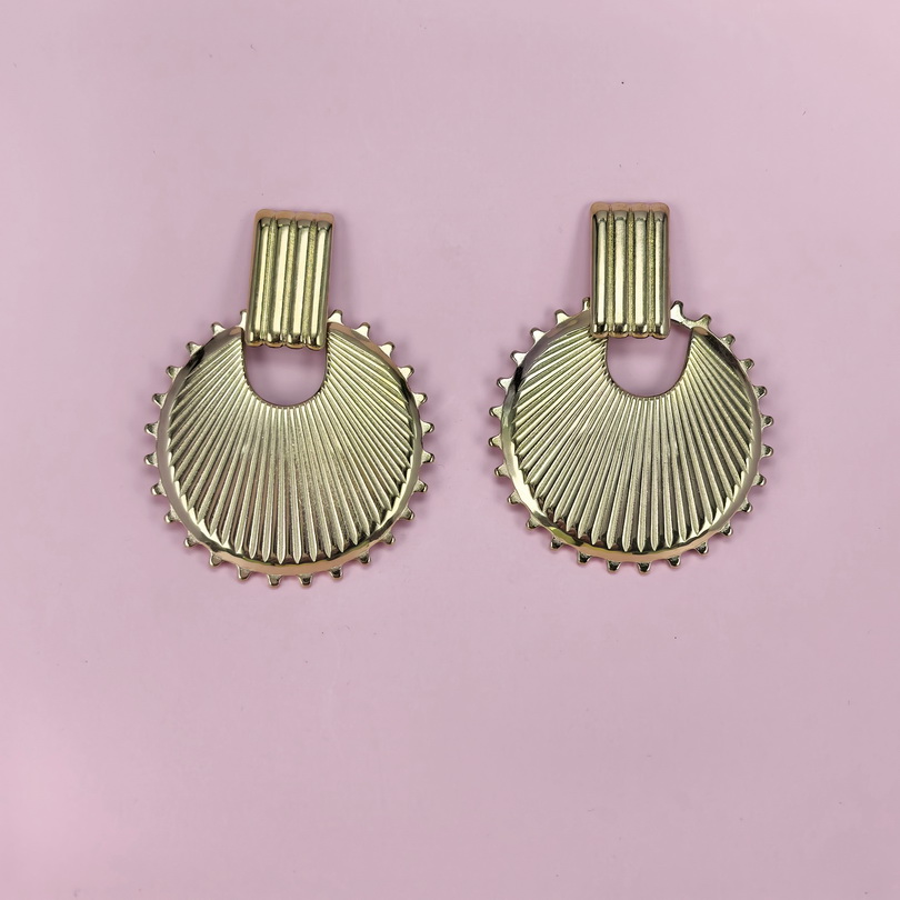 Stainless Steel Earrings  for Women and Girls Round  Good Quality No Change Color BS2503270243