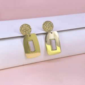 Stainless Steel Earrings  for Women and Girls Rhombus Good Quality No Change Color BS2503270271