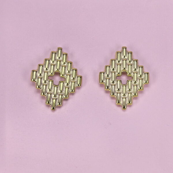 Stainless Steel Earrings  for Women and Girls Rhombus Good Quality No Change Color BS2503270276