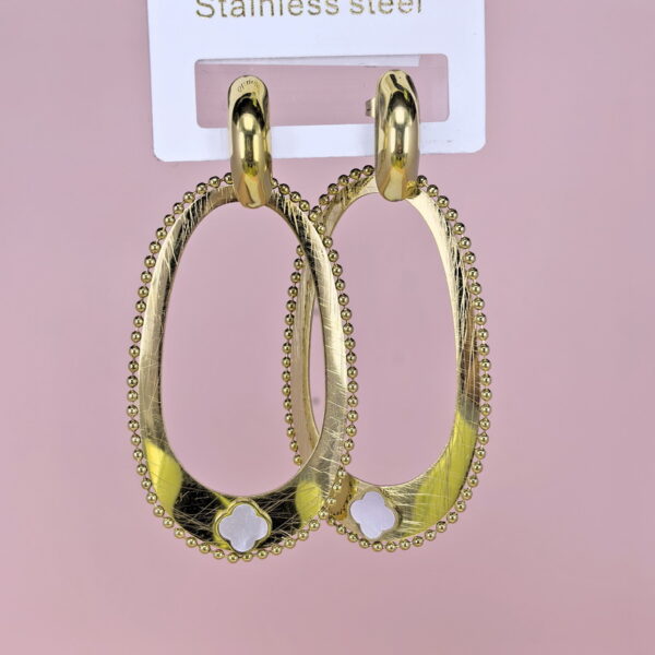 Stainless Steel Earrings  for Women and Girls Oval Good Quality No Change Color BS2503270306