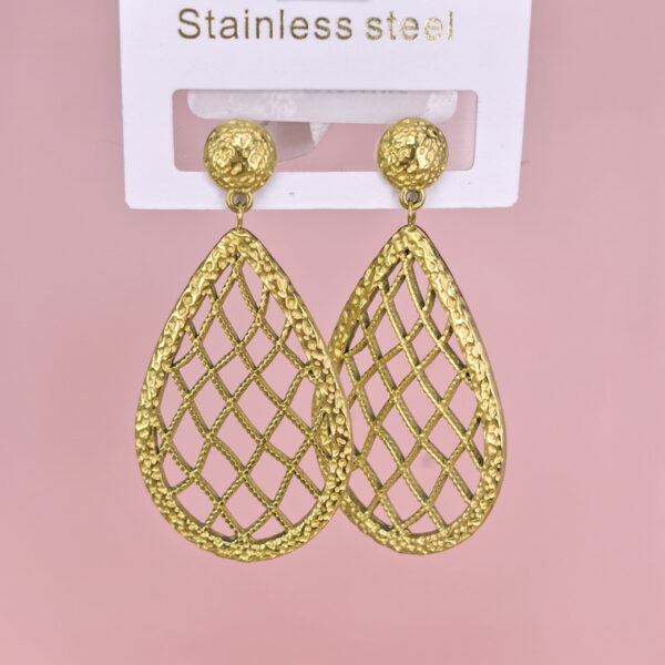 Stainless Steel Earrings  for Women and Girls Tear Drop Water Drop Good Quality No Change Color BS2503270321